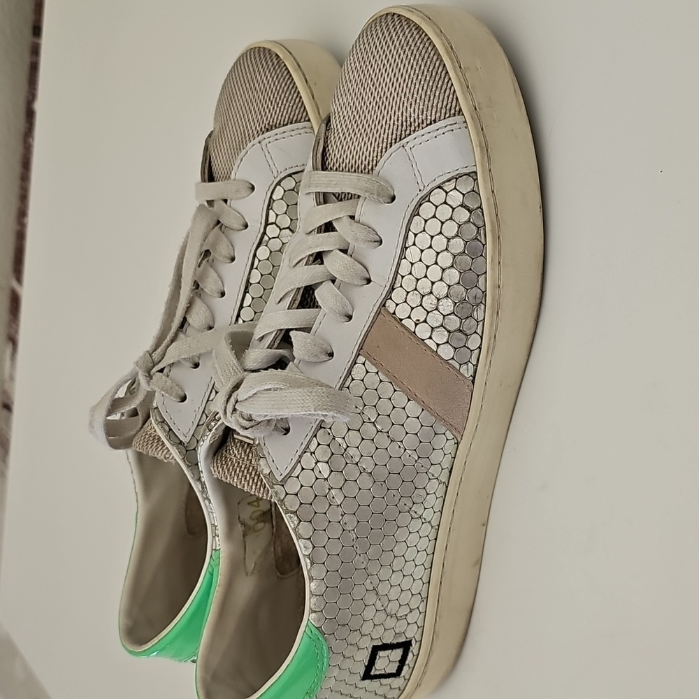 D.A.T.E. Women’s Hill Sneakers Metallic Platinum Leather & Suede Size 8